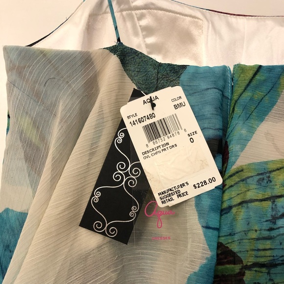 NWT Aqua Bloomingdales floral pattern maxi dress - Picture 3 of 4